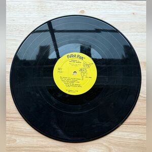Peter Pan Vinyl Record Snoopy vs. The Red Baron